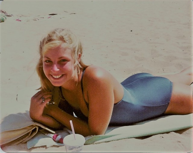 Carole at the Beach1 (2)